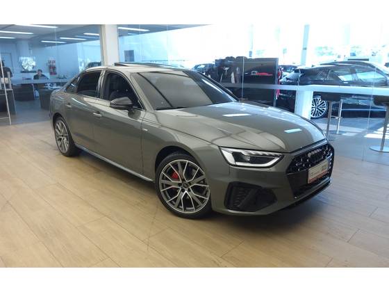 AUDI A4 2.0 TFSI MHEV S LINE QUATTRO S TRONIC AUDI A4 2.0 TFSI MHEV S LINE QUATTRO S TRONIC